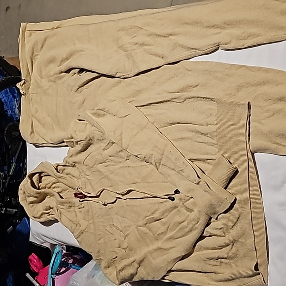 Women's Lounge Set - Picture 3 of 4